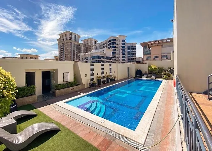 Aparthotel 1br Bgc Venice Grand Canal Staycation 4*