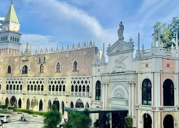 1br Bgc Venice Grand Canal Staycation Aparthotel Manila