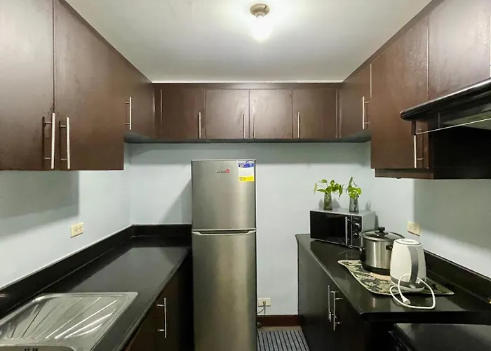Aparthotel 1br Bgc Venice Grand Canal Staycation