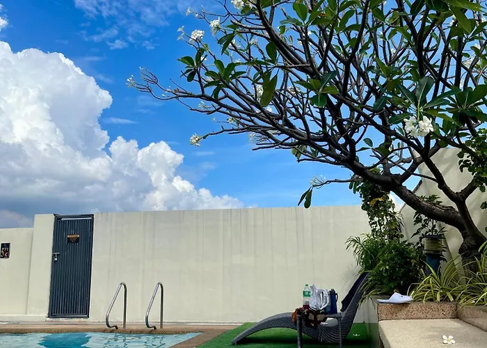 1br Bgc Venice Grand Canal Staycation Aparthotel